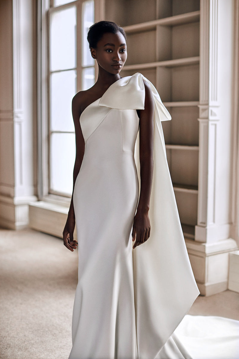 VIKTOR & ROLF MARIAGE - ONE SHOULDER BOW FIT AND FLARE VRM226 